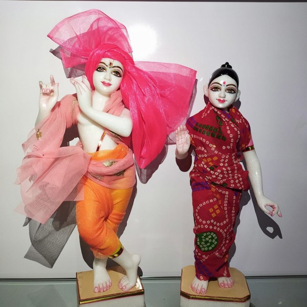 Radha Krishna Marble 18 Inch